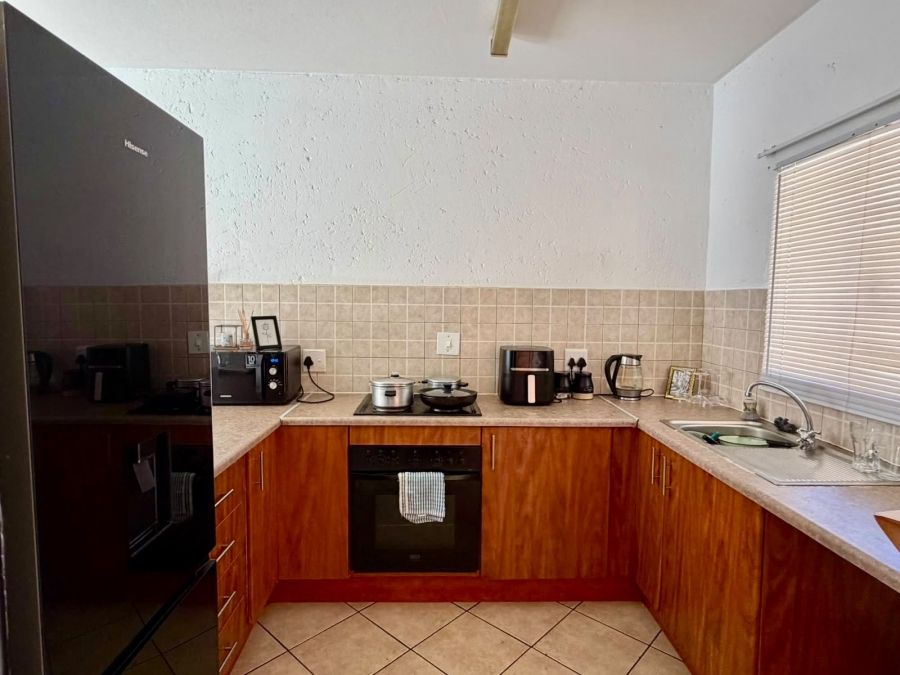 2 Bedroom Property for Sale in Waterval East North West